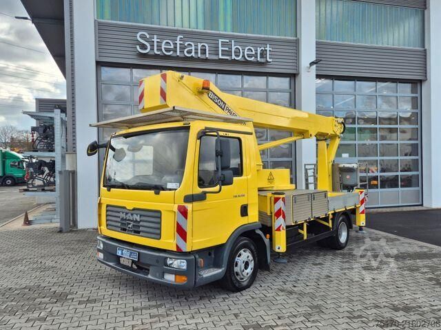 Truck-mounted work platform MAN TGL 8.150 4x2 Bison Palfinger TKA 30