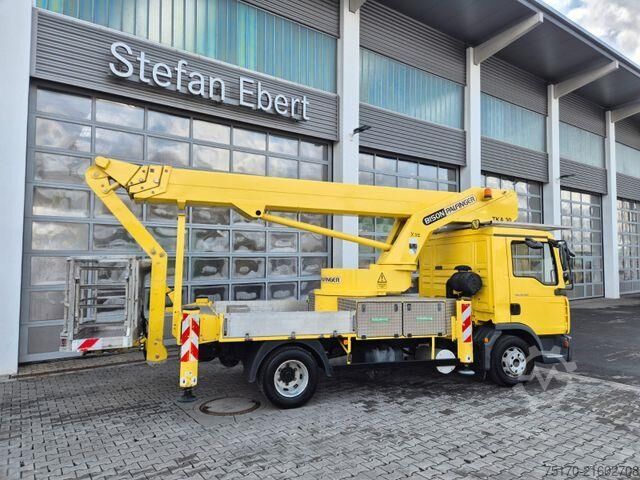 Truck-mounted work platform MAN TGL 8.150 4x2 Bison Palfinger TKA 30