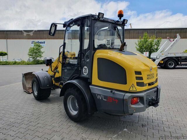 Loader Wacker WL34 (RL40) / Schaufel + Gabel / nur 743h / 62PS