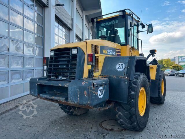 Loader Komatsu WA 250 PT - 5H / 12.390h /