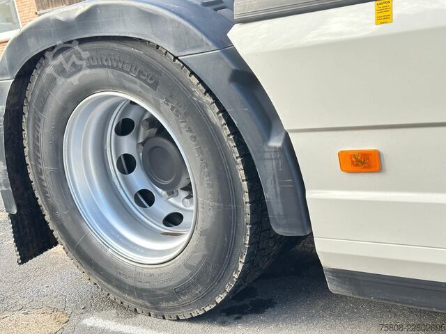 Standaard trekker VOLVO FH500   2Tanks I-ParkCool ACC