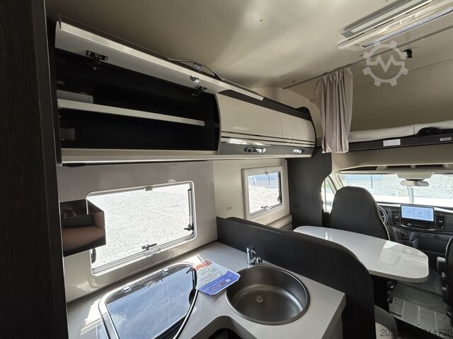 Campingvogn/autocamper Roller Team Kronos 284M del 2025 | Automatico | Posti letto: 5