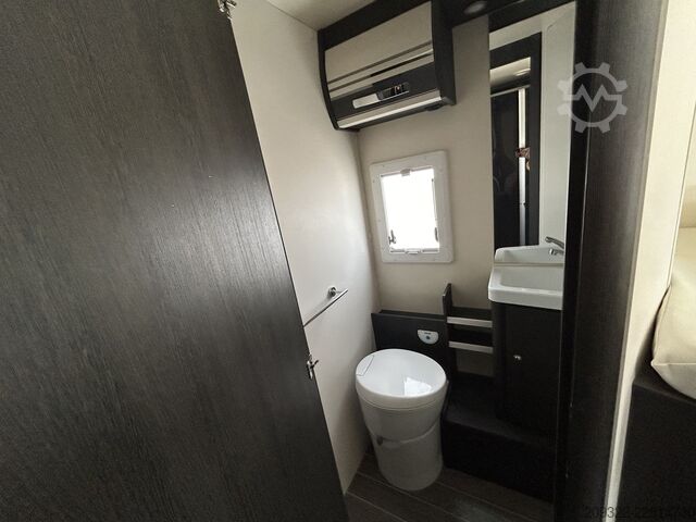 Campingvogn/autocamper Roller Team Kronos 284M del 2025 | Automatico | Posti letto: 5