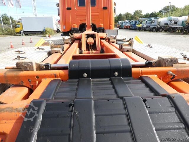 Hákový nosič kontejnerů SCANIA G 410/8x4 Abrollkipper AP Achsen
