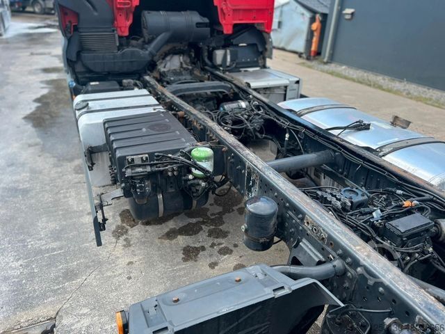 Chasis de camión MAN TGX 24.400 6x2 Euro 6 Fahrgestell