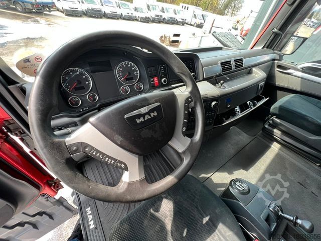 Chasis de camión MAN TGX 24.400 6x2 Euro 6 Fahrgestell