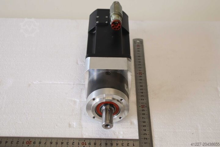 Servo-gearmotor B&R 8GP40-LSA35-00244  S000-3   8GP40-080- -008S2L3