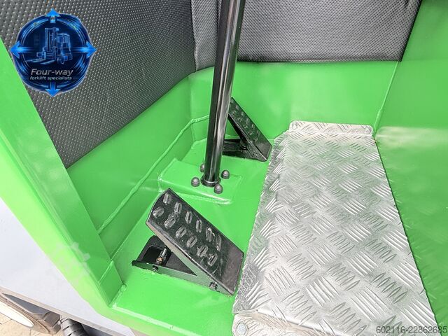 čtyřcestný vysokozdvižný vozík Combilift C4000 GAS DUPLEX 4050MM FULL CABIN