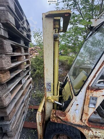 Carretilla elevadora Mitsubishi FD10 Counterbalance Forklift. Repair object.