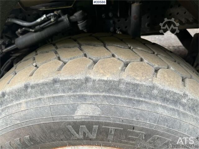 Ribaltabile Mercedes-Benz Arocs 3258 8x4 Tipper Truck – Low Mileage!