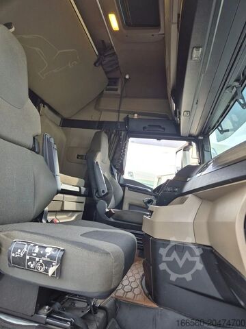 Standardtraktor MAN TGX 18.510 WITH INTARDER