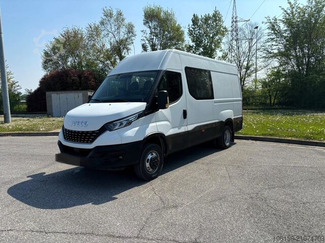 Double cab van Iveco Daily 35