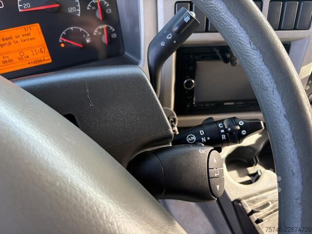 Kofer Volvo FL 240 + LOADLIFT + 14 T + EURO 5
