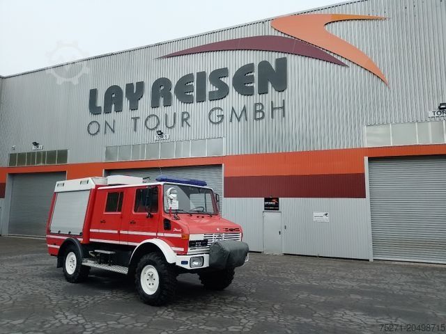 Customized van UNIMOG 1300 L DoKa ex Feuerwehr
