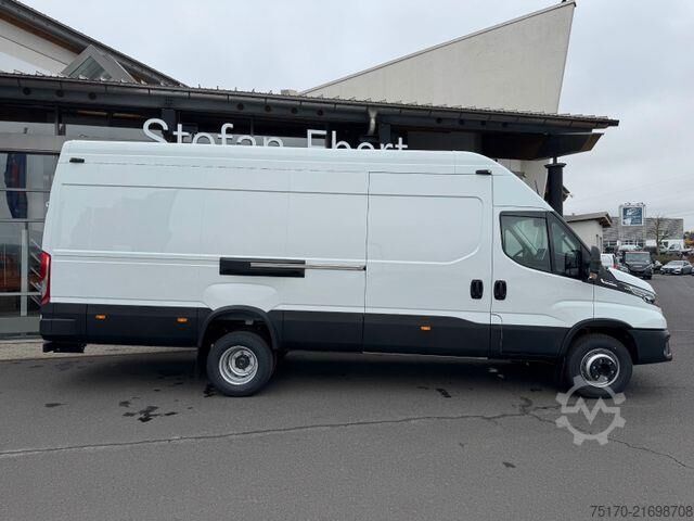 Carrinha de tejadilho alto Iveco Daily 70C21 3.0L *L4*H3*Automatik*LED*AHK*