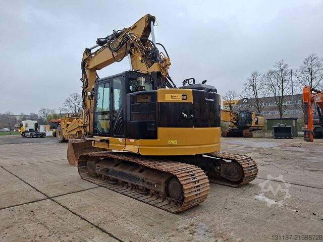 Escavadora de rastos CAT 325 FL CR (With Trimble 3D GPS)