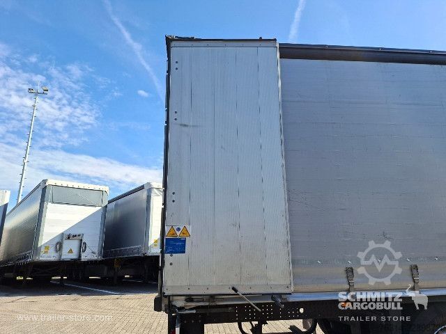 Semi-reboque aberto com lona Schmitz Cargobull Curtainsider Standard