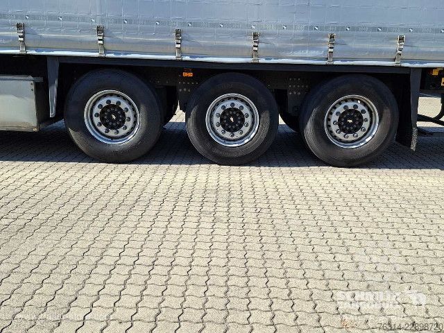 Semi-reboque aberto com lona Schmitz Cargobull Curtainsider Standard
