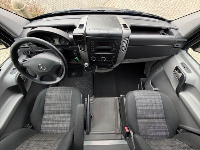 Minibus MERCEDES-BENZ Sprinter 214 Cdi BlueTec 9Sitze Schiebetür Klima