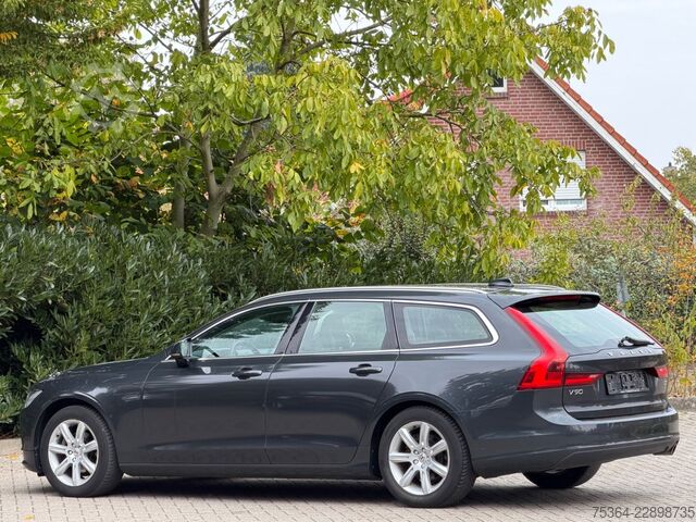 Minibus VOLVO V90 D3 Momentum Leder Klima Navi Automatik Euro6