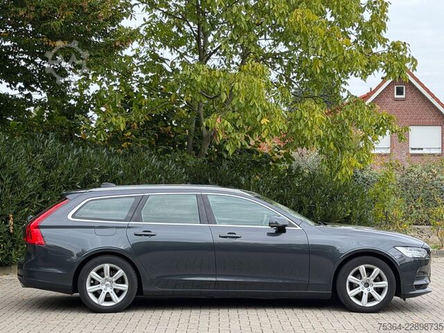 Minibus VOLVO V90 D3 Momentum Leder Klima Navi Automatik Euro6