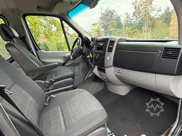 Minibus MERCEDES-BENZ Sprinter 213 Cdi BlueTec 9Sitze Schiebetür Klima