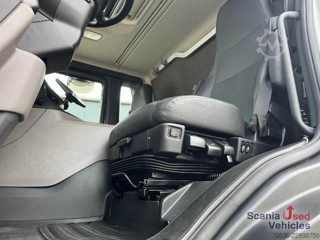 Sandučar kamion Scania P 280 B6x2*4NB DIFF-L FULL-AIR RETARDER TAIL LIFT