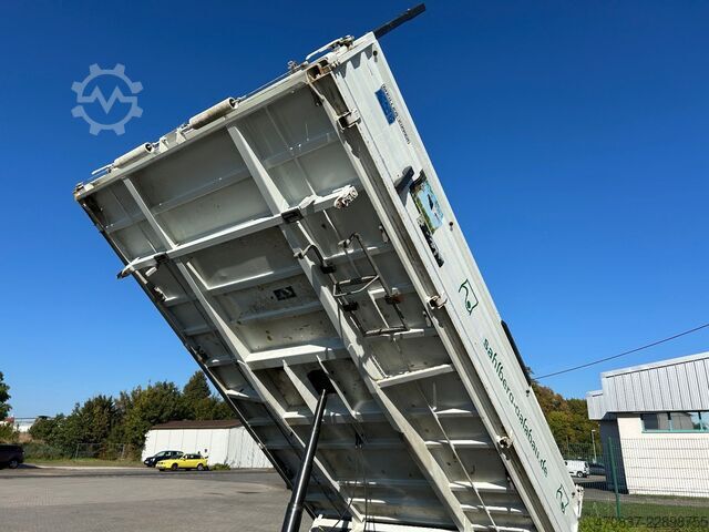 Driezijdige kipper bestelwagen IVECO EuroCargo 80-210 / Meiller + Hohe Bordwände
