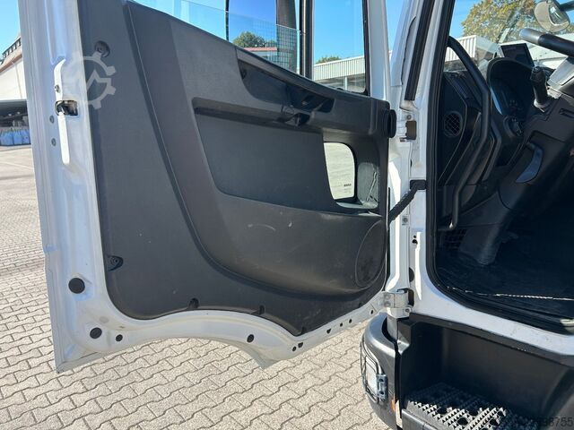 Driezijdige kipper bestelwagen IVECO EuroCargo 80-210 / Meiller + Hohe Bordwände