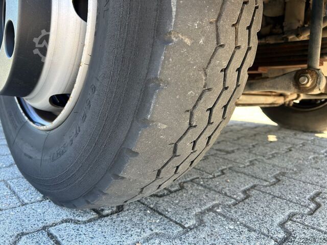 Driezijdige kipper bestelwagen IVECO EuroCargo 80-210 / Meiller + Hohe Bordwände