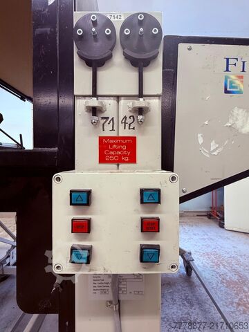 Fabric loading machine Gerber LS-250-LU Loader