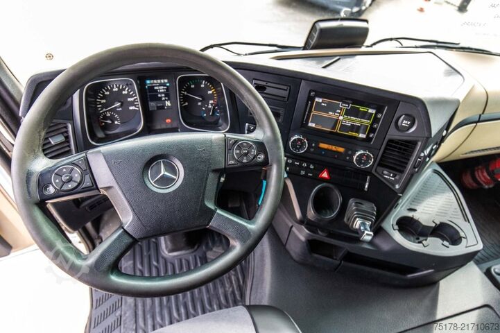 Standard tractor MERCEDES ACTROS 1846 LS