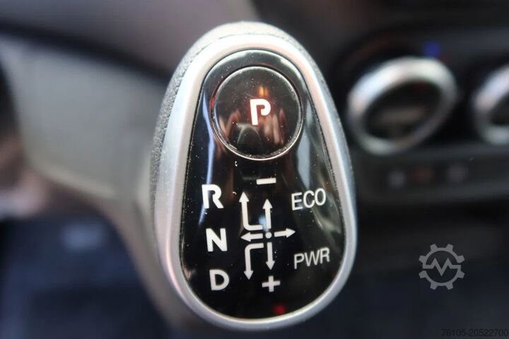 Plataforma furgoneta doble cabina Iveco Daily 35C16 HI Matic Dubbele cabine open 7 pers...