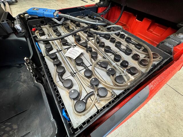 Baterija 06/2023, servis + UVV 07/2027 Linde E 18