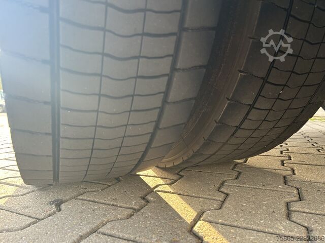 Standardni SZM Mercedes-Benz Actros 1840 LS StreamSpace / 906 dkm / Tacho V2...