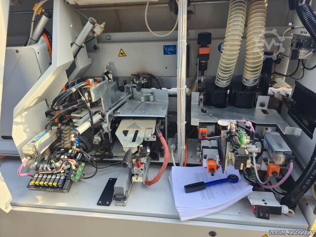 Okleiniarka Biesse Akron 440