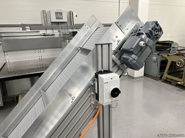 Κοπτικό μηχάνημα (die cutter) Conveyor belt for waste removal from guillotine, three-knife trimmer