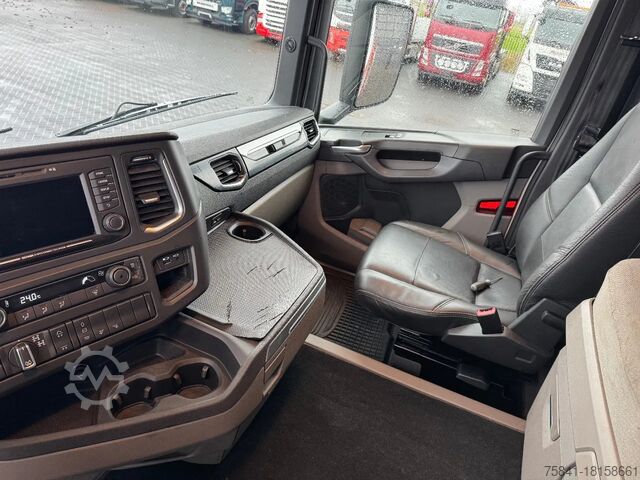 Vrachtwagen met kraan Scania R 500 8x4 HMF 5020-K6 + JIB FJ 1000-K5