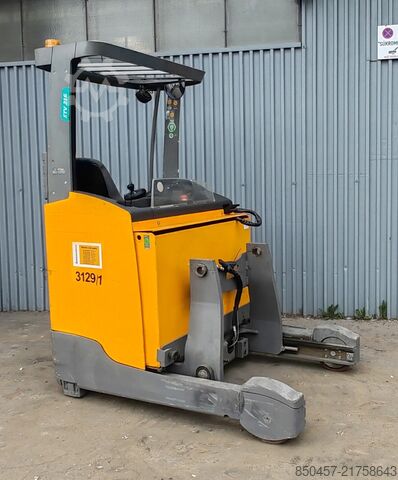 Reach Trucks Jungheinrich ETV 216 6884mh/ 8.42m/ 2017y