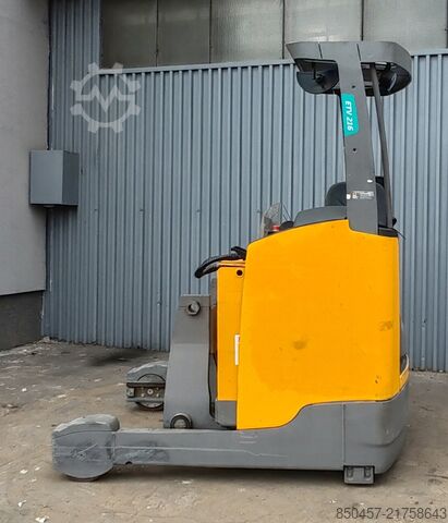 Reach Trucks Jungheinrich ETV 216 6884mh/ 8.42m/ 2017y