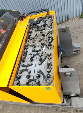 Reach Trucks Jungheinrich ETV 216 6884mh/ 8.42m/ 2017y