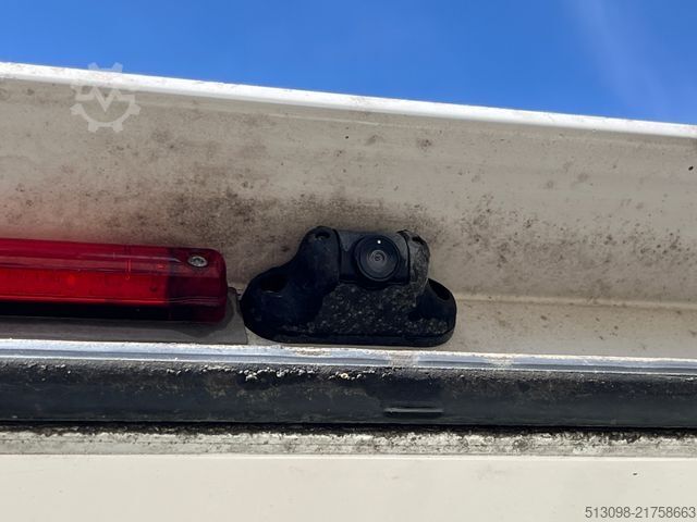 Box van VOLKSWAGEN CRAFTER 2.0TDI XXXL KOFFER RAMPE KAMERA 177 PS