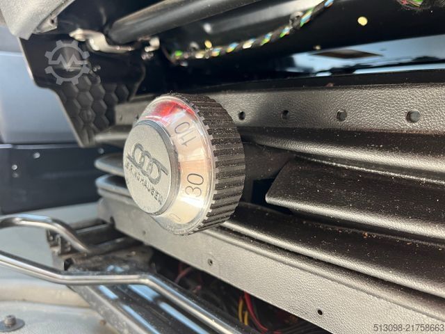 Box van VOLKSWAGEN CRAFTER 2.0TDI XXXL KOFFER RAMPE KAMERA 177 PS