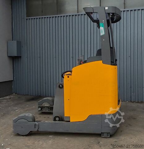Reach Trucks Jungheinrich ETV320 11m/ 2020yy/ 10963mh