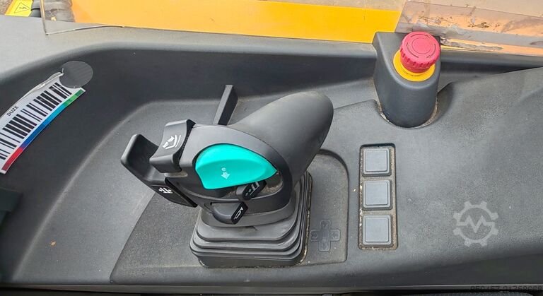 Reach Trucks Jungheinrich ETV320 11m/ 2020yy/ 10963mh