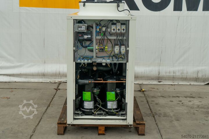 Soğutucu / Isı pompası Used Сhiller / Heat pump AERMEC - 32.5/35 kW | With warranty