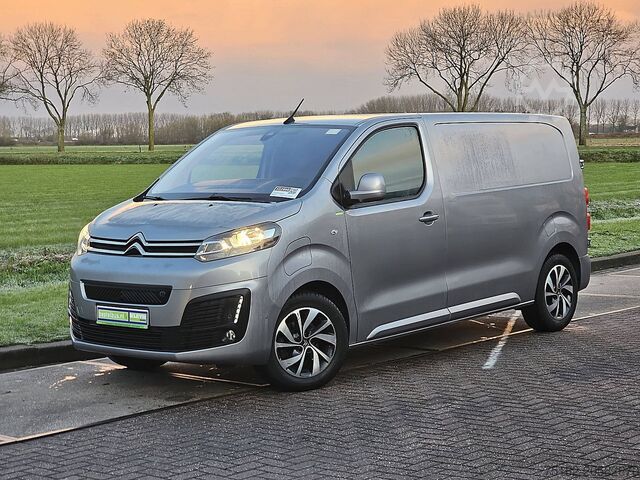 Camioneta familiar de techo alto CITROEN E-JUMPY 75kWh L2 3-Zits ECC!