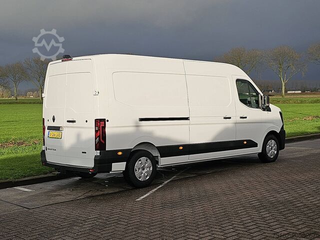 Camioneta familiar de techo alto RENAULT MASTER L3H2 404Km WLTP Navi