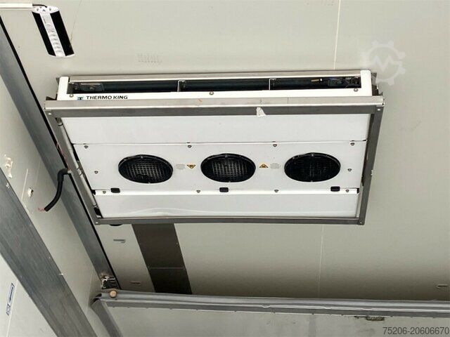 Camion per usi speciali Krone Cool Liner Multitemp SDR 27 eL4-MT