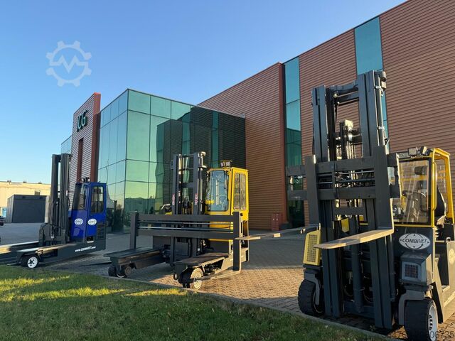 Négymenetes targoncá Combilift C4000/ 2021 year / 1708 hours !!!!